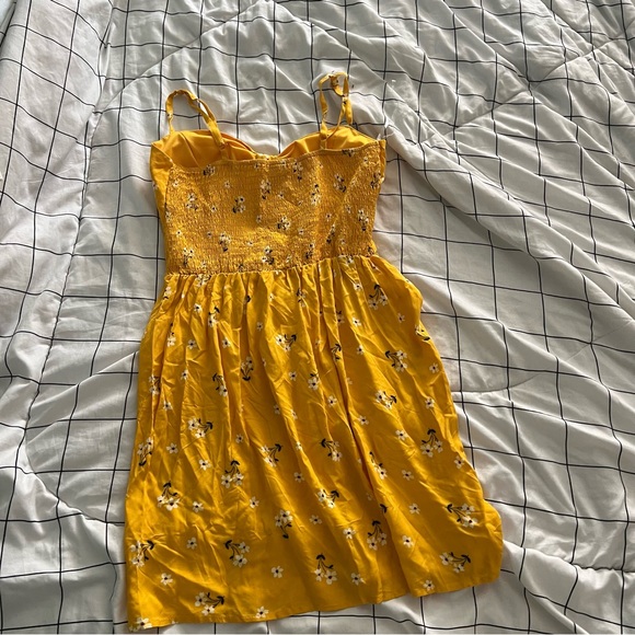 Sun Dress From AUW - Picture 2 of 3